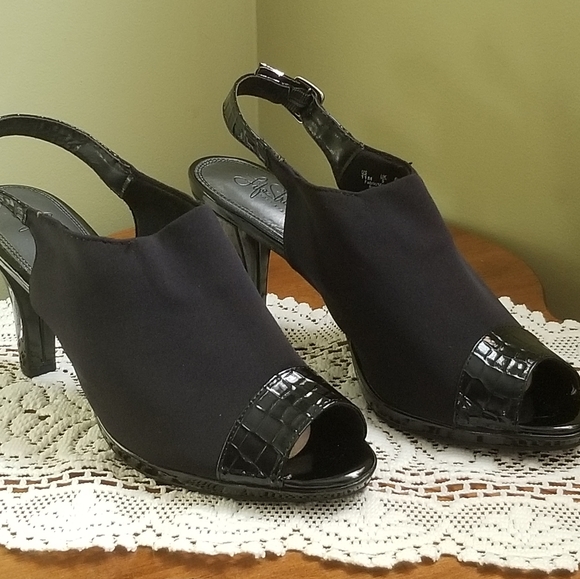 Serafina | Stride Heels